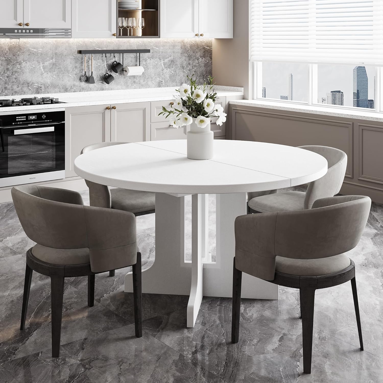 Feonase 59" Round Extendable Dining Room Table for 6